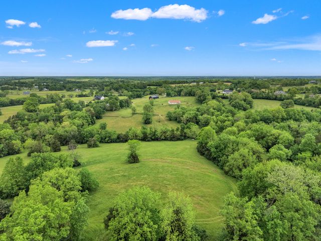 5108 Fords Mill Road, Versailles, KY 40383