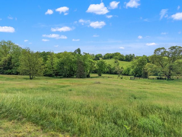 5108 Fords Mill Road, Versailles, KY 40383