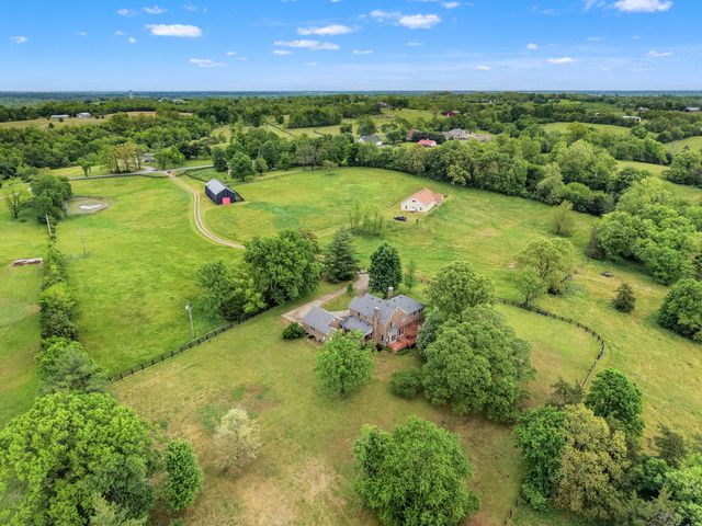 5108 Fords Mill Road, Versailles, KY 40383
