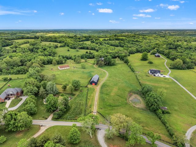 5108 Fords Mill Road, Versailles, KY 40383