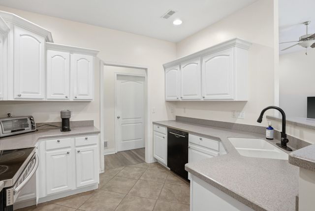 5000 WHITEFISH CT, Columbia, MO 65203