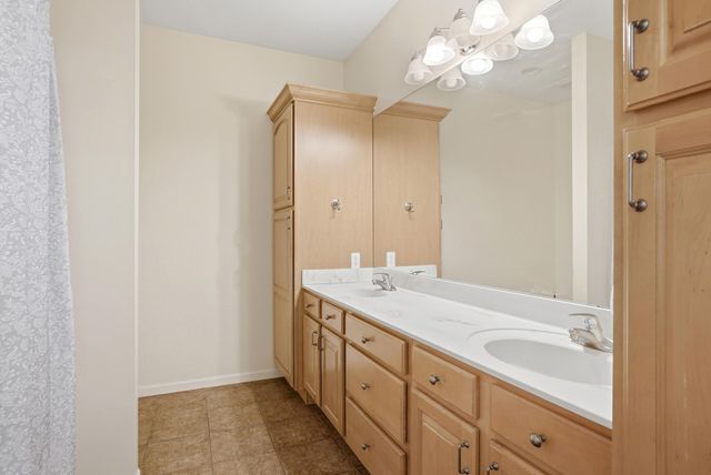 5000 WHITEFISH CT, Columbia, MO 65203