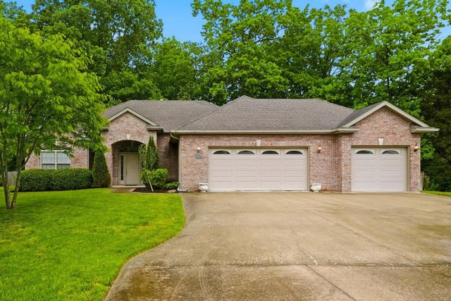 5000 WHITEFISH CT, Columbia, MO 65203
