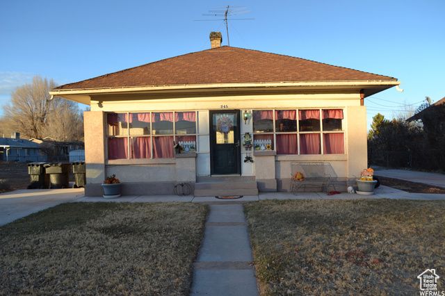 245 E 300 N, Richfield, UT 84701