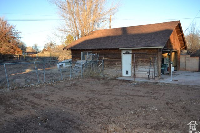 245 E 300 N, Richfield, UT 84701