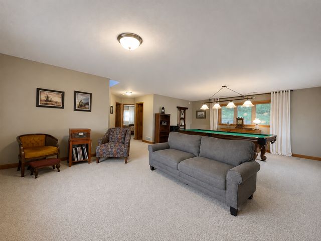 18949 Embry Avenue, Farmington, MN 55024
