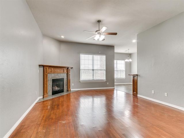 1005 NE 32nd Street, Moore, OK 73160