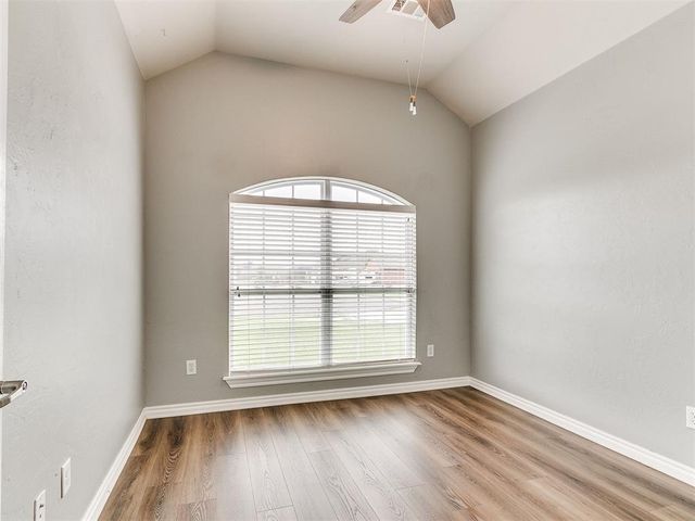 1005 NE 32nd Street, Moore, OK 73160