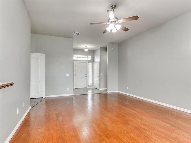 1005 NE 32nd Street, Moore, OK 73160