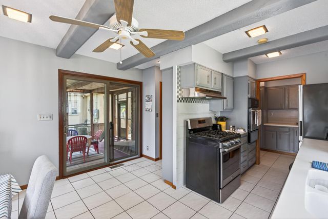 2307 Mckinley Street NE, Minneapolis, MN 55418