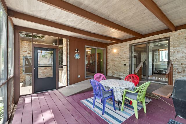 2307 Mckinley Street NE, Minneapolis, MN 55418