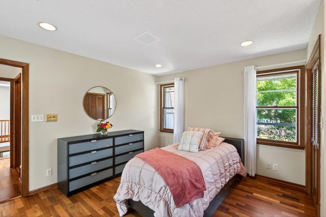 2307 Mckinley Street NE, Minneapolis, MN 55418