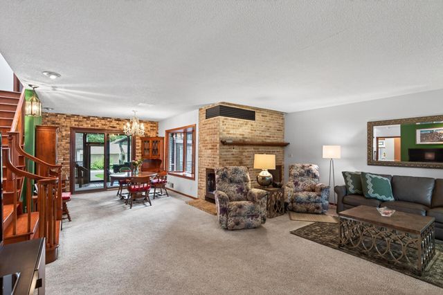 2307 Mckinley Street NE, Minneapolis, MN 55418