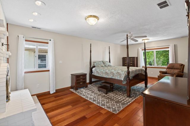 2307 Mckinley Street NE, Minneapolis, MN 55418