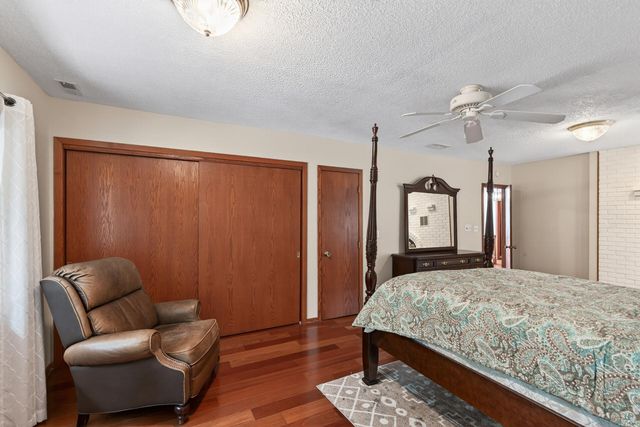 2307 Mckinley Street NE, Minneapolis, MN 55418