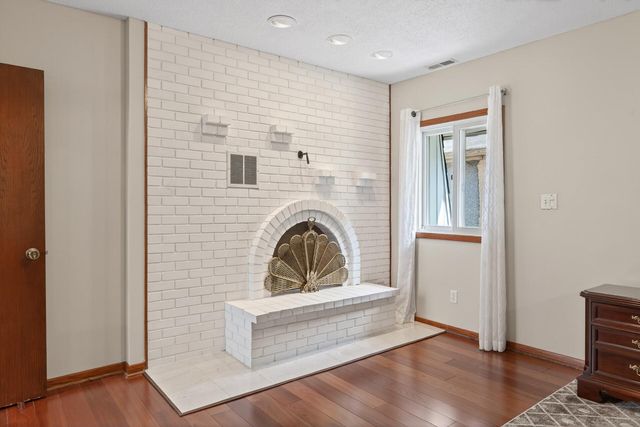2307 Mckinley Street NE, Minneapolis, MN 55418