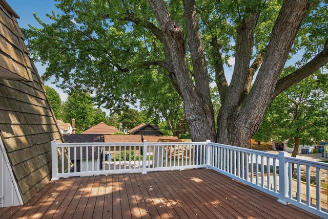 2307 Mckinley Street NE, Minneapolis, MN 55418