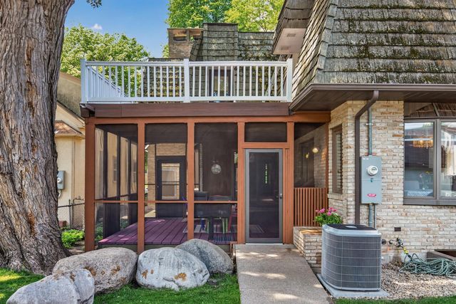 2307 Mckinley Street NE, Minneapolis, MN 55418