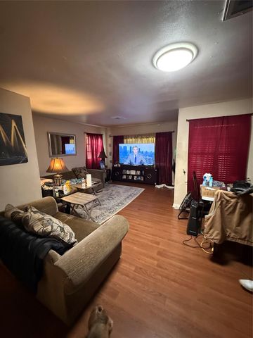 502 N Circle Drive, Baytown, TX 77520