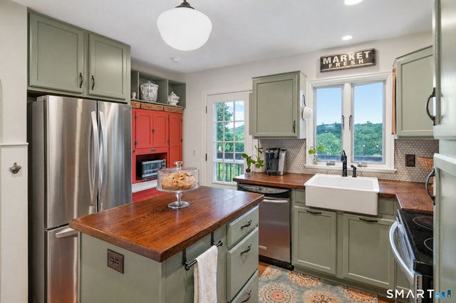 9 Birch Road, New Milford, CT 06776