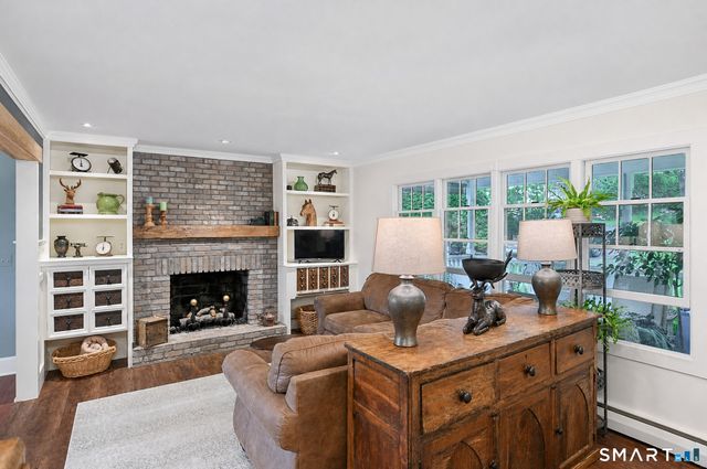 9 Birch Road, New Milford, CT 06776