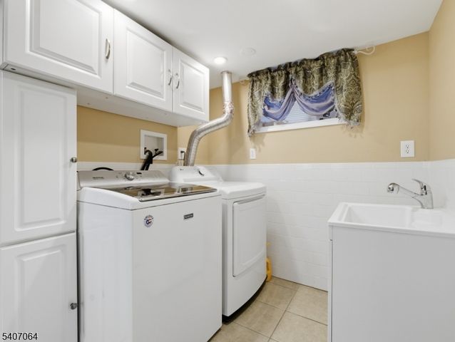 768 E 25Th St, Paterson City, NJ 07504