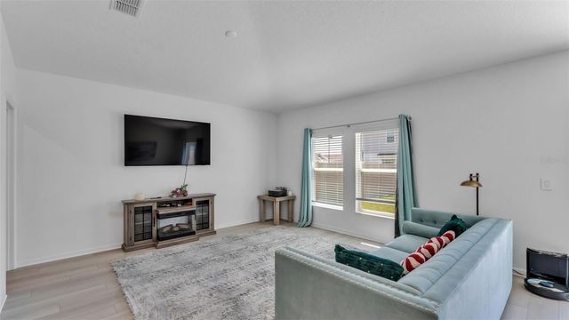 1624 MARKSMAN ROAD, Eagle Lake, FL 33839