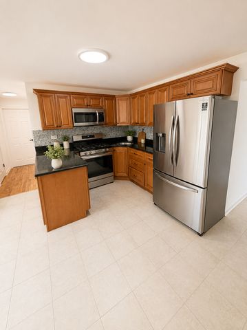 7304 W 113th Place, Worth, IL 60482