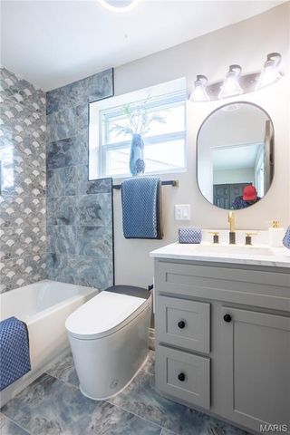 7525 Dajoby Lane, St Louis, MO 63130