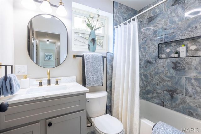 7525 Dajoby Lane, St Louis, MO 63130