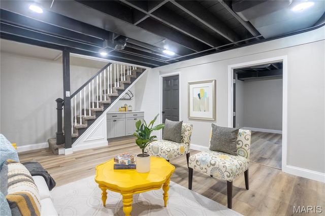 7525 Dajoby Lane, St Louis, MO 63130