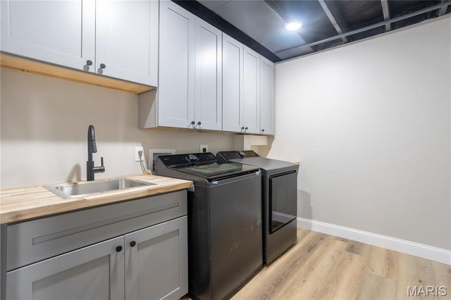 7525 Dajoby Lane, St Louis, MO 63130