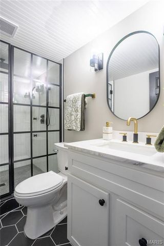 7525 Dajoby Lane, St Louis, MO 63130