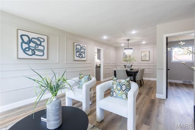 7525 Dajoby Lane, St Louis, MO 63130