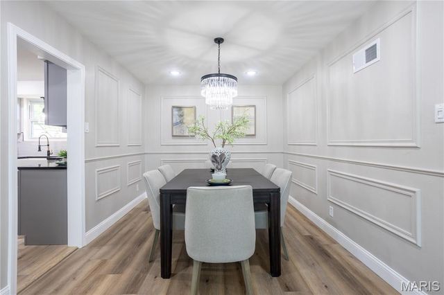 7525 Dajoby Lane, St Louis, MO 63130