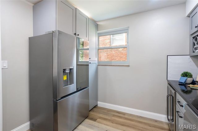 7525 Dajoby Lane, St Louis, MO 63130