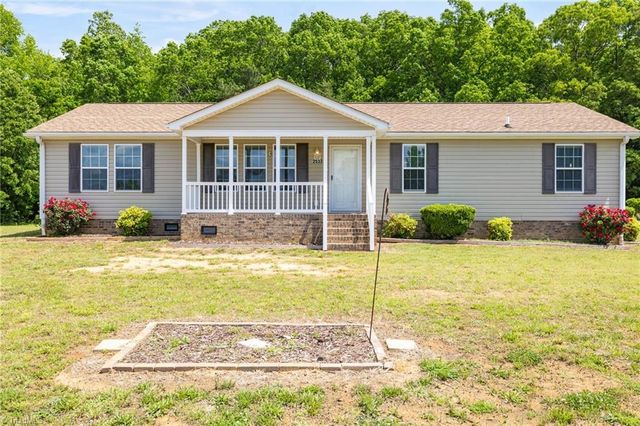 2533 Croatan Trail, Pleasant Garden, NC 27313