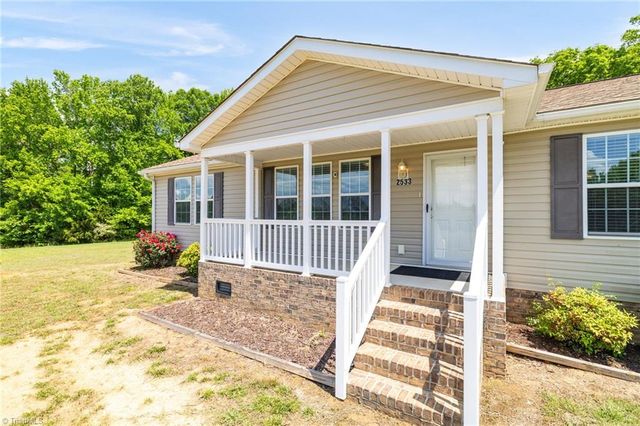 2533 Croatan Trail, Pleasant Garden, NC 27313