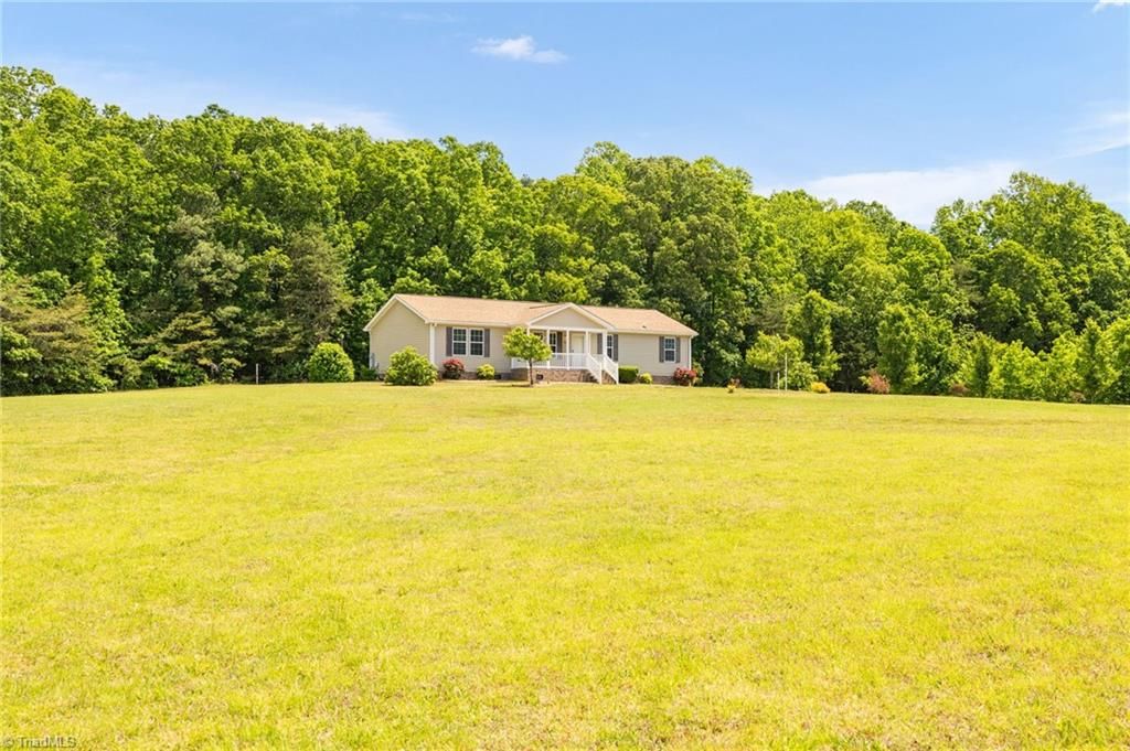 2533 Croatan Trail, Pleasant Garden, NC 27313
