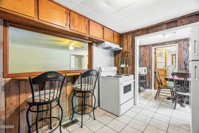 250 Cartertown Road, Gatlinburg, TN 37738
