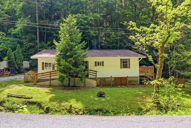 250 Cartertown Road, Gatlinburg, TN 37738