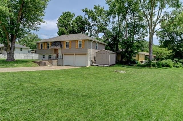 3135 S 55th Street, Kansas City, KS 66106