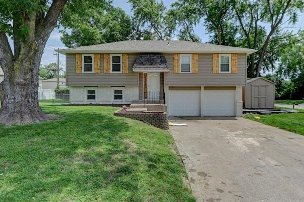 3135 S 55th Street, Kansas City, KS 66106