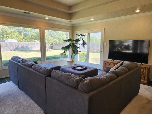 803 NW 48th St, Lawton, OK 73505