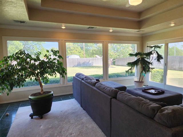 803 NW 48th St, Lawton, OK 73505