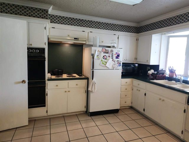 803 NW 48th St, Lawton, OK 73505