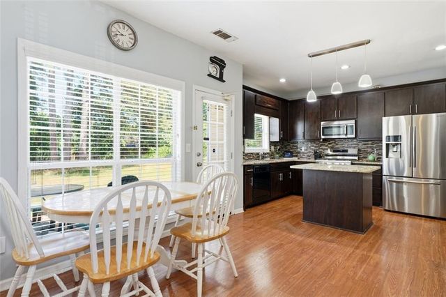 909 Shadow Ridge Circle, Stockbridge, GA 30281
