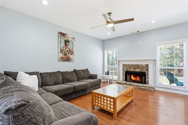 909 Shadow Ridge Circle, Stockbridge, GA 30281