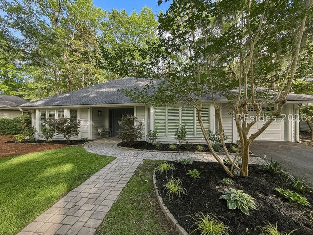 4 Wood Eden Ln, Bluffton, SC 29910