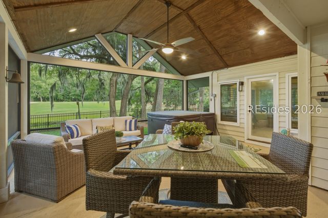 4 Wood Eden Ln, Bluffton, SC 29910